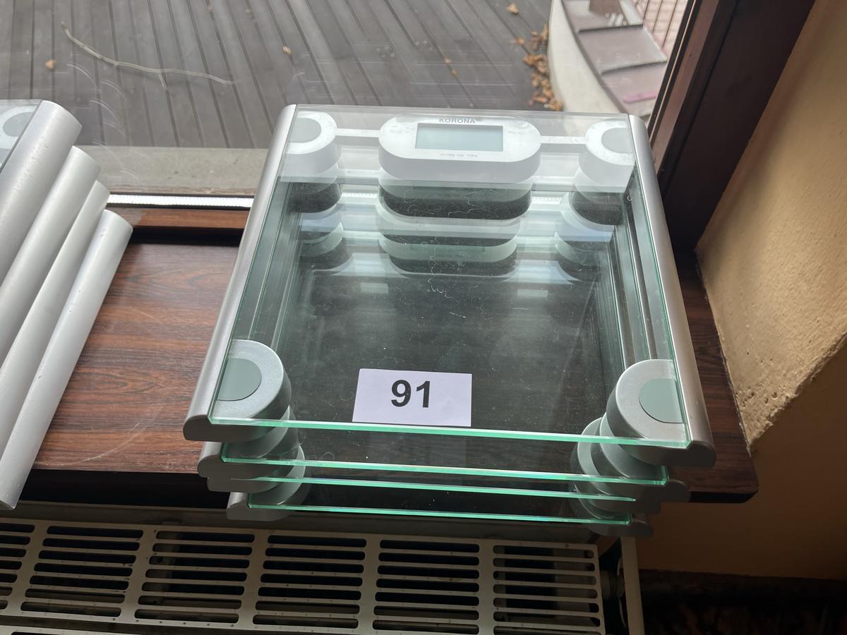 4 Stück Badezimmer Waagen max. 150 kg Glas